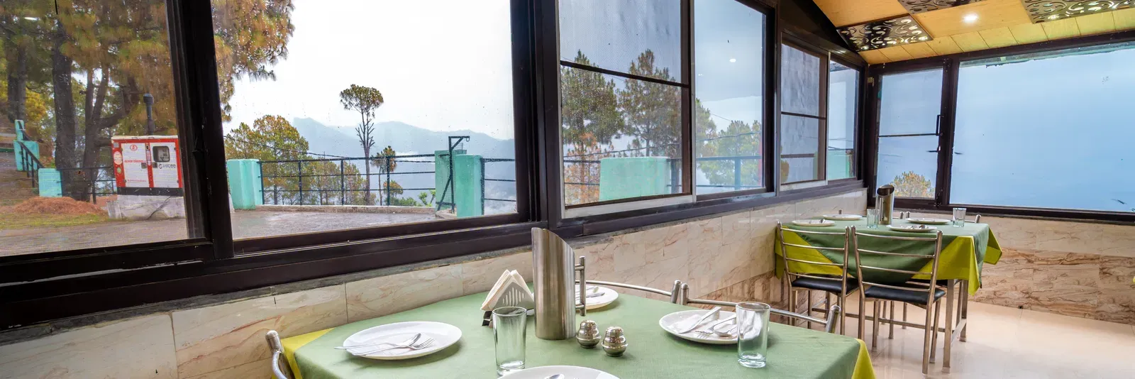 Cutlery & Window Setup