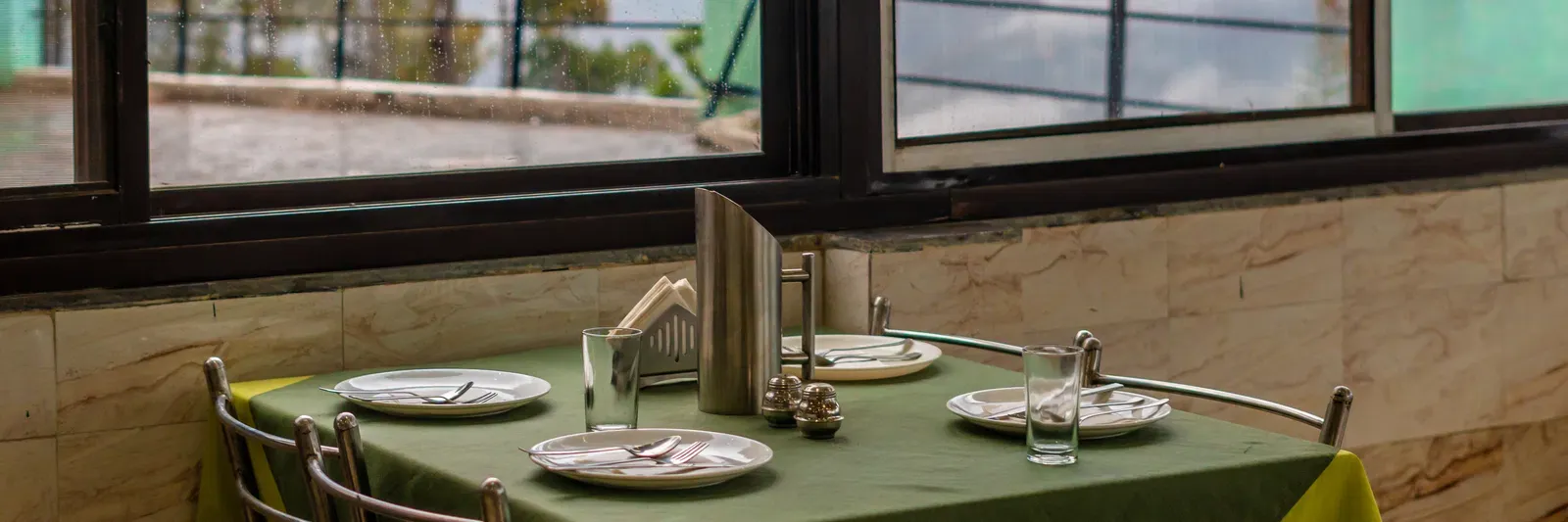 Valley View Table